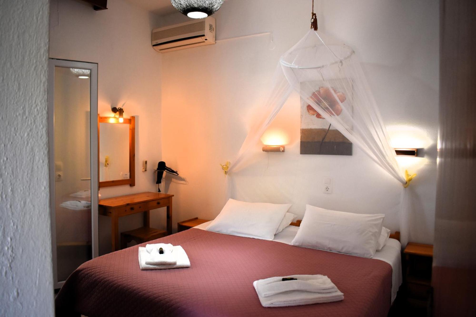 Kostas Apartments & Studios Ájosz Jeórjosz Págon Kültér fotó
