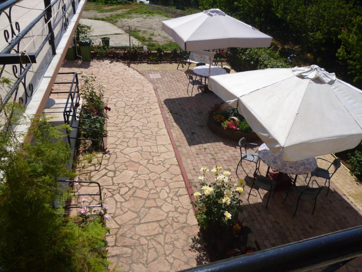 Kostas Apartments & Studios Ájosz Jeórjosz Págon Kültér fotó