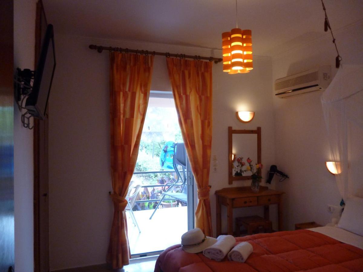 Kostas Apartments & Studios Ájosz Jeórjosz Págon Kültér fotó